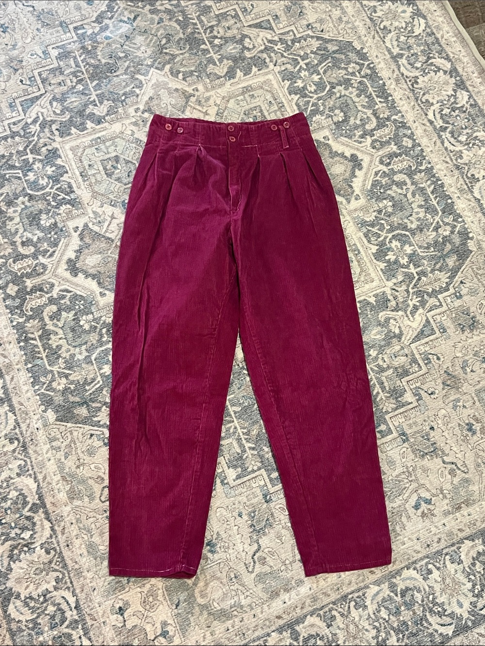 Men's Pleated Corduroy Pants in Deep Wine